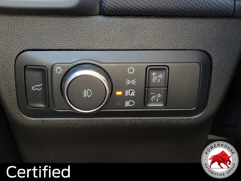 Used 2022 Red Ford Outer Banks image 29