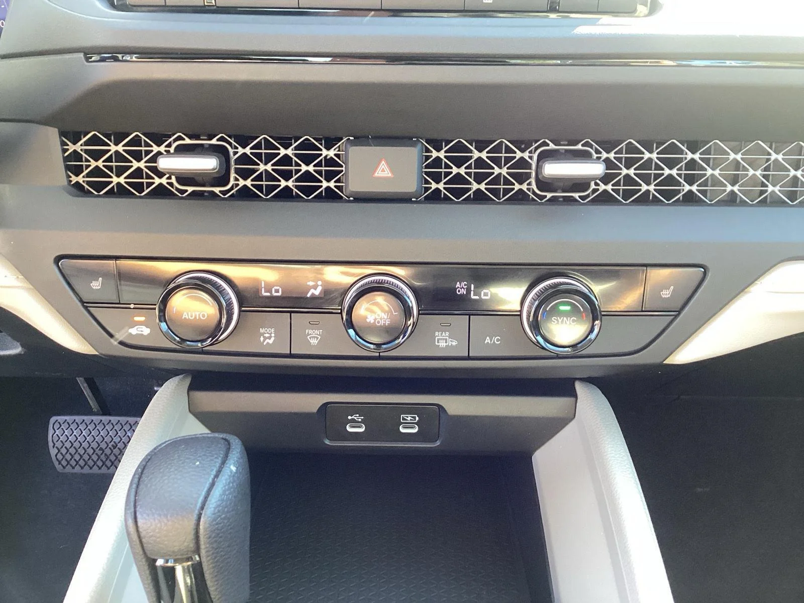 Used 2023 Platinum White Pearl Honda EX image 19
