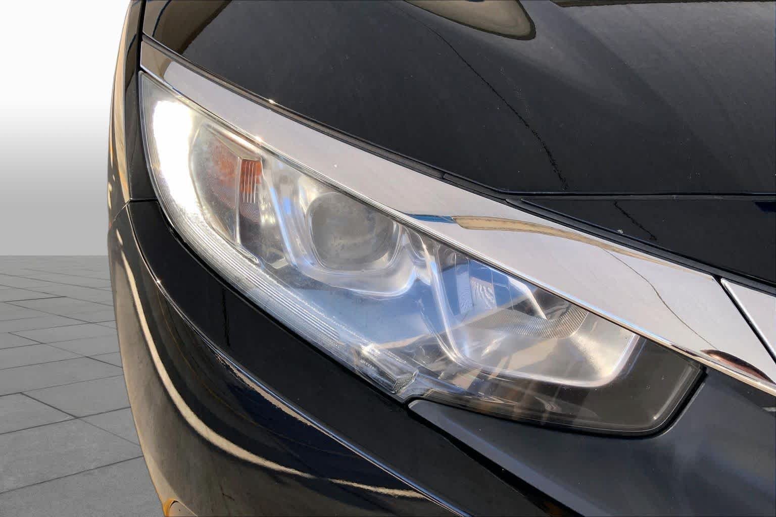 Used 2018 Crystal Black Pearl Honda LX image 27