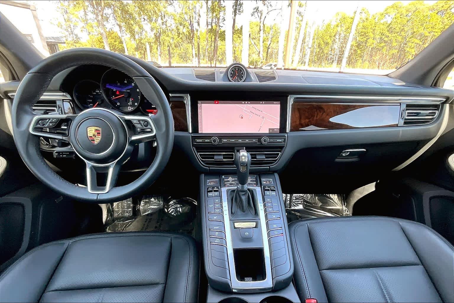 Used 2021 Night Blue Metallic Porsche  image 16