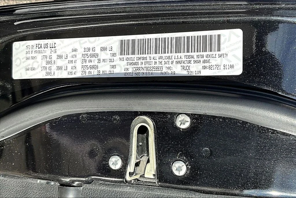 Used 2016 Black Ram Laramie image 20