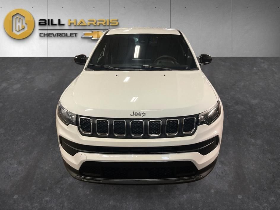 Used 2023 White Jeep Sport image 8