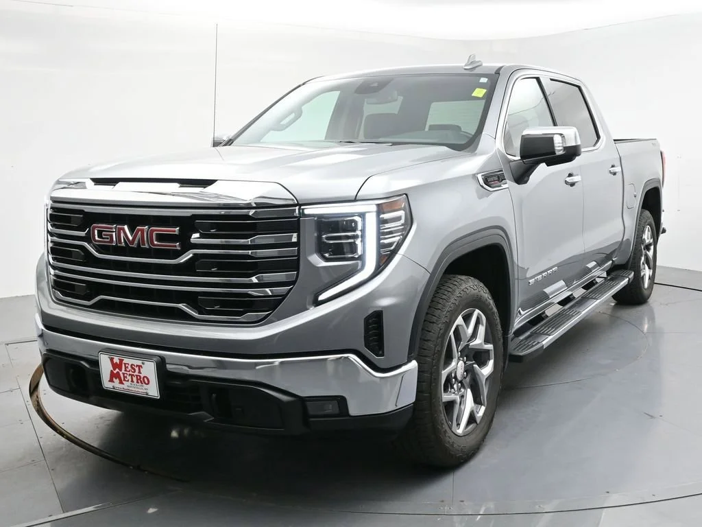 Used 2024 GMC Sierra 1500 SLT with VIN 3GTUUDE89RG173925 for sale in Monticello, Minnesota