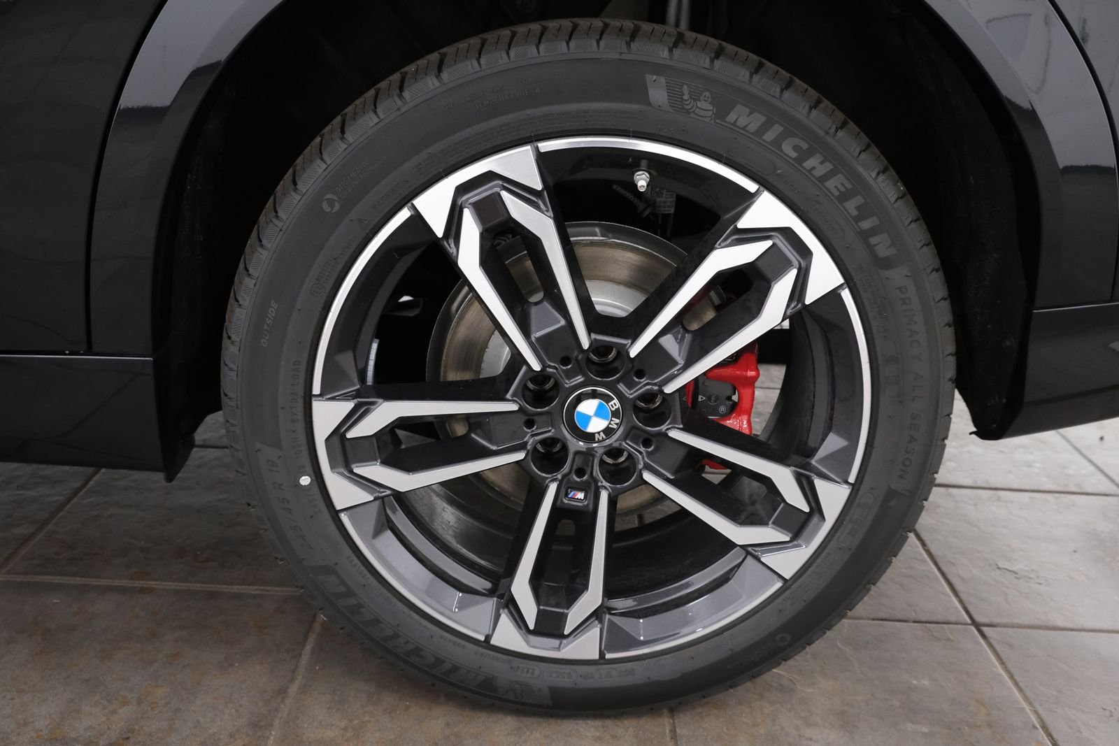 New 2026 Black Sapphire Metallic BMW xDrive28i image 35
