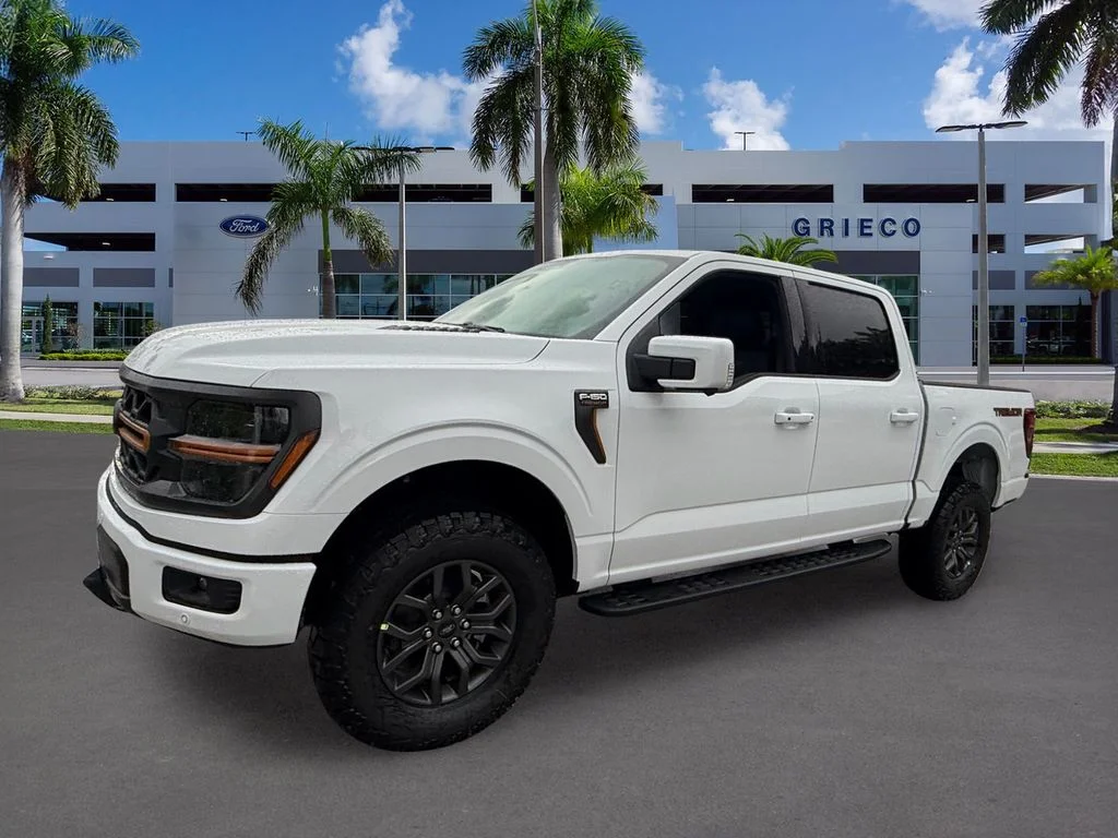 New 2026 Oxford White Ford Tremor® image 3