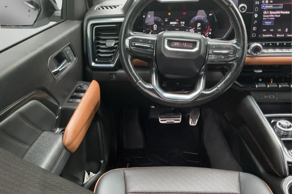 2024 GMC Canyon AT4 - Photo 14