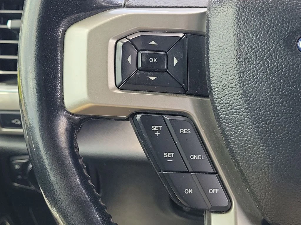 Used 2021 White Ford Lariat image 22