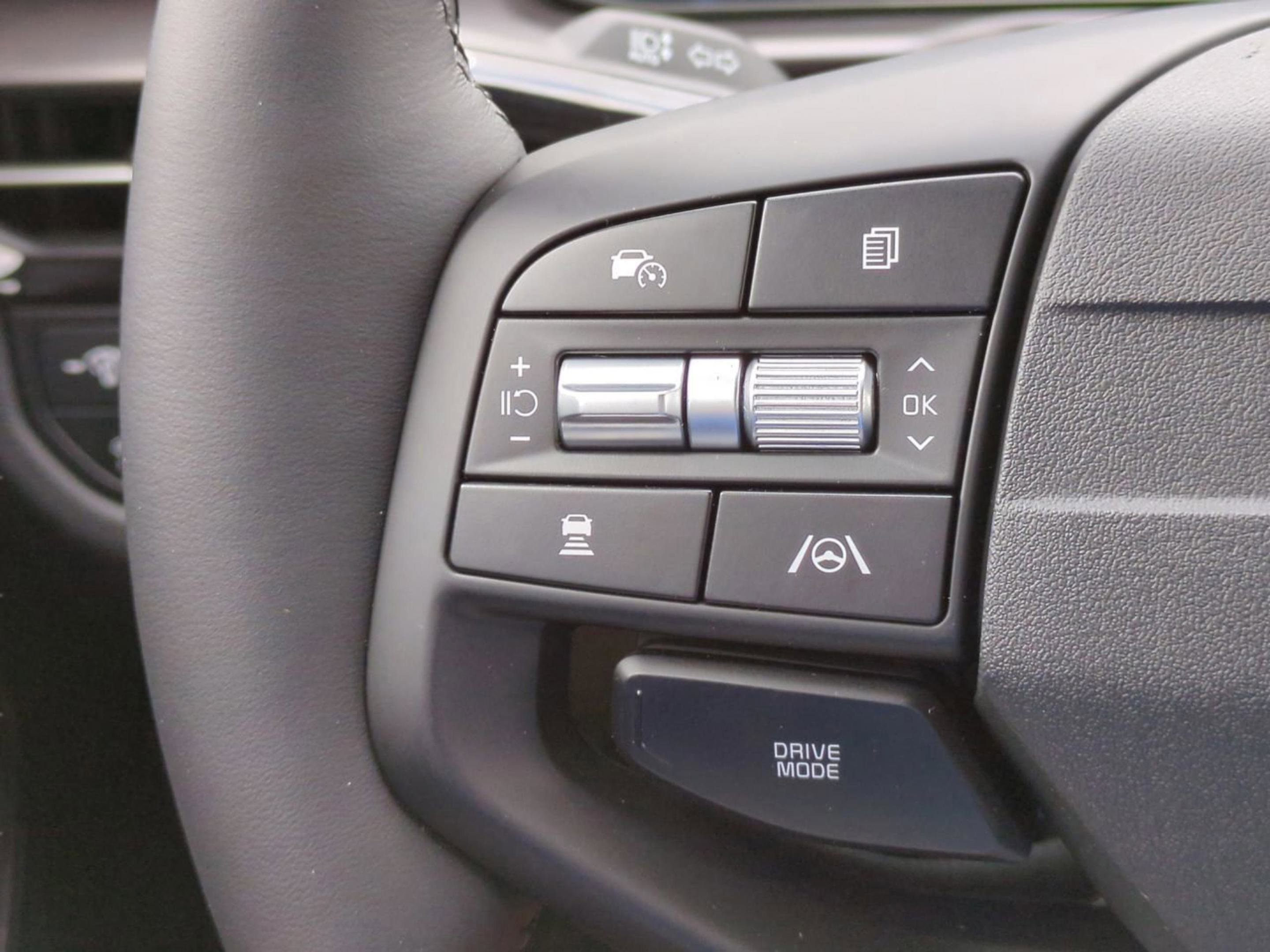 New 2026 Glacial White Pearl Kia SX image 60
