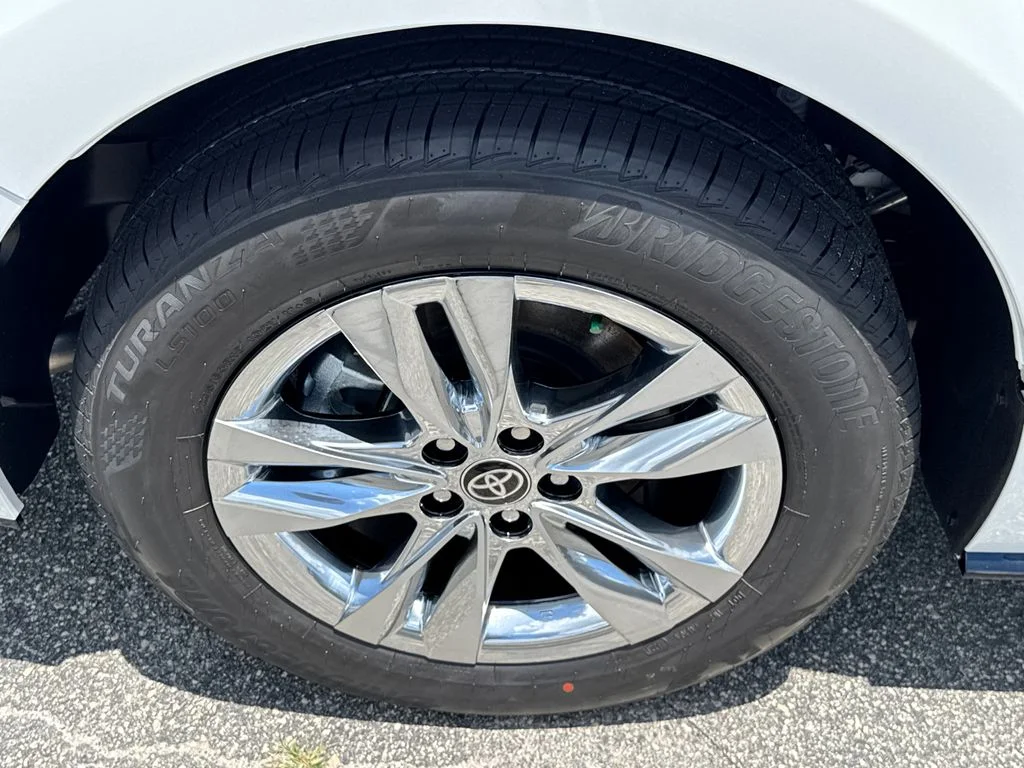 New 2026 Wind Chill Pearl Toyota Limited image 16