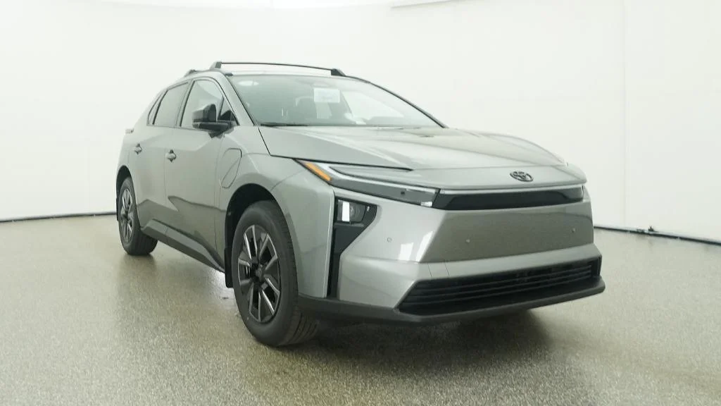 New 2026 Heavy Metal Toyota XLE image 30