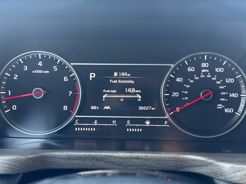 Used 2023 Black Kia X-Line S image 37