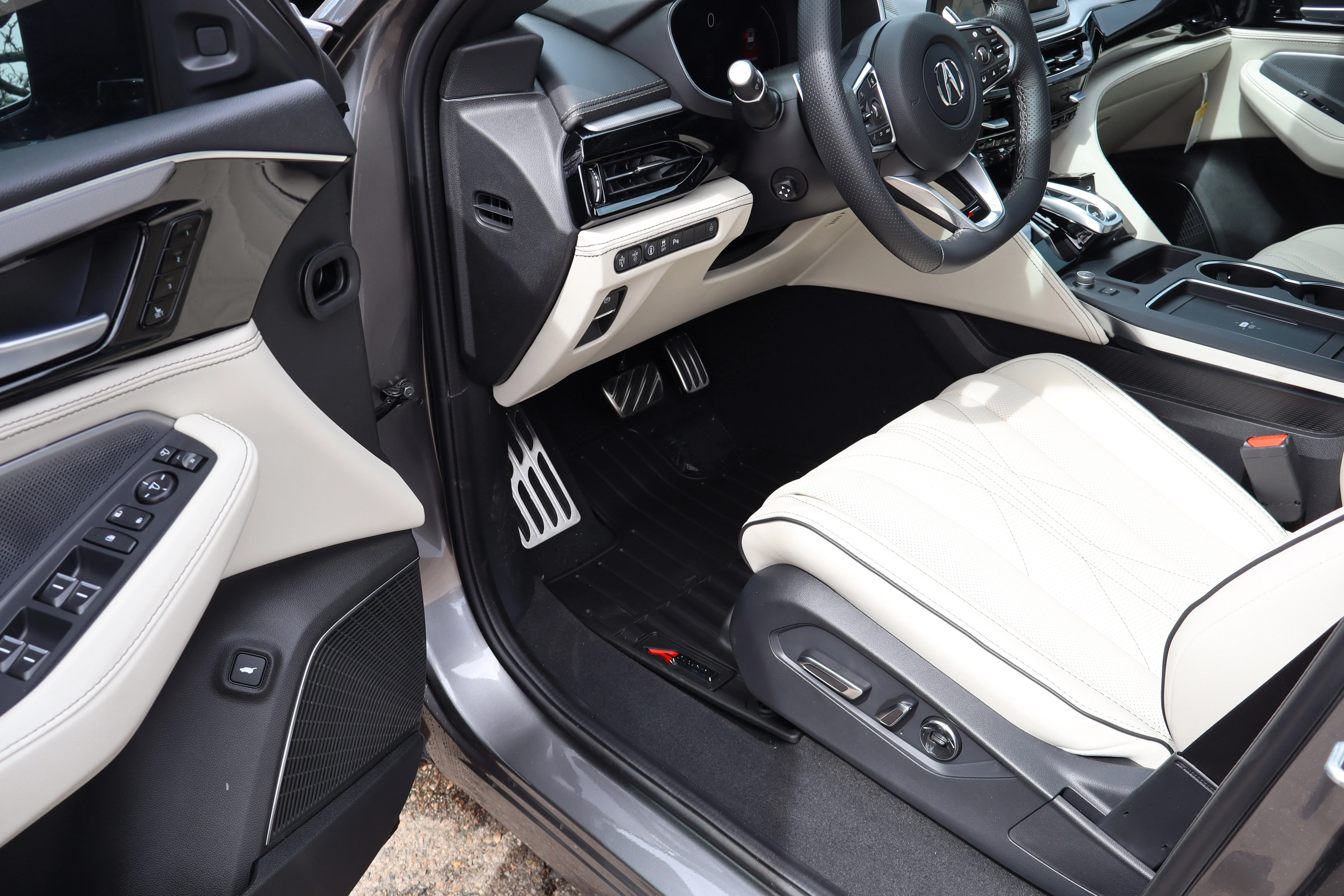 New 2026 Liquid Carbon Metallic Acura w/A-Spec Advance Package image 22