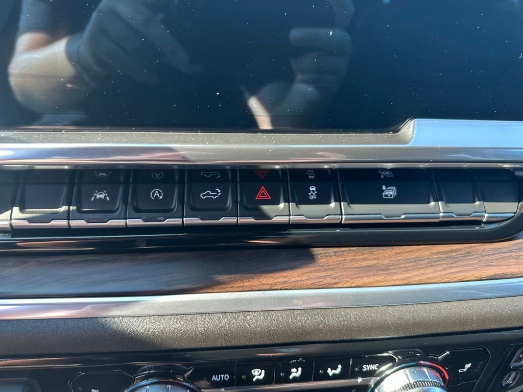 2025 GMC Sierra 1500 SLT - Photo 21