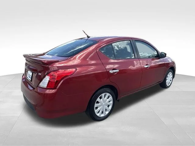 Used 2019 Red Nissan 1.6 SV image 7