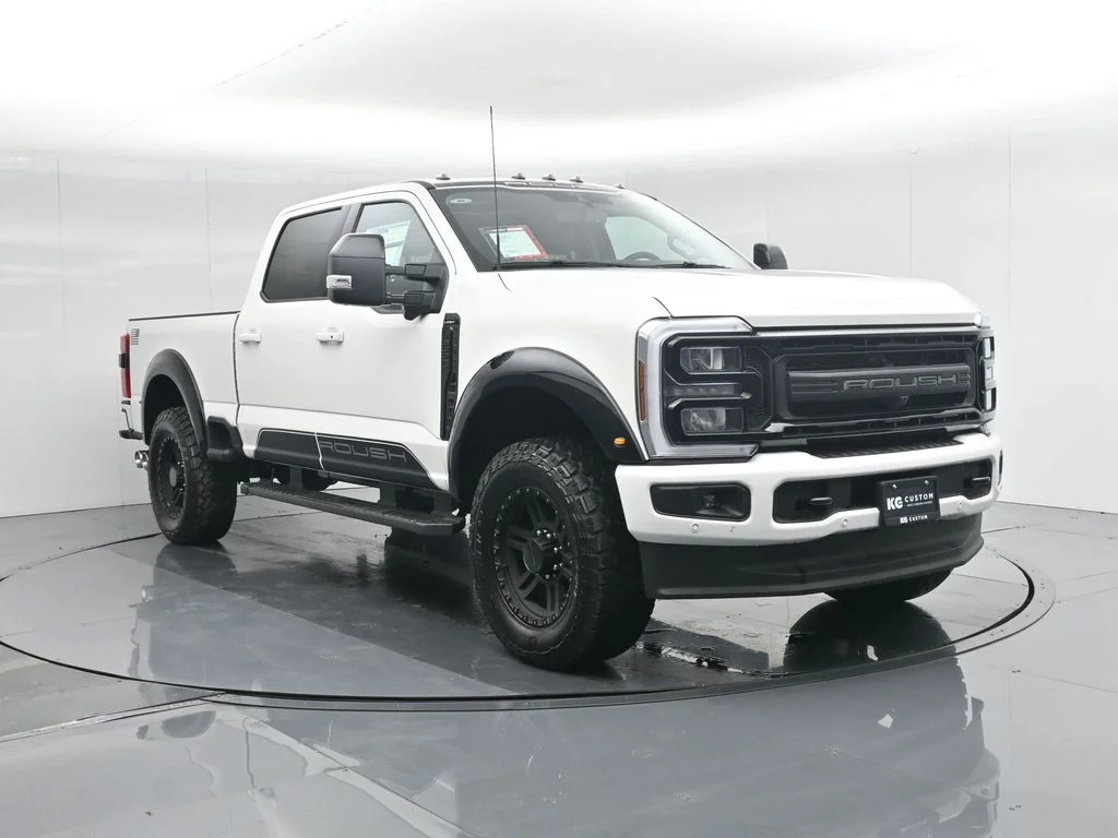 New 2026 Star White Metallic Tri-Coat Ford Lariat image 59
