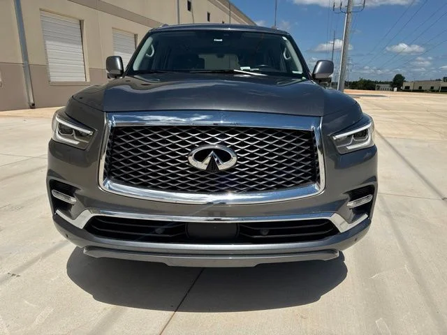 Used 2020 Gray INFINITI LUXE image 2