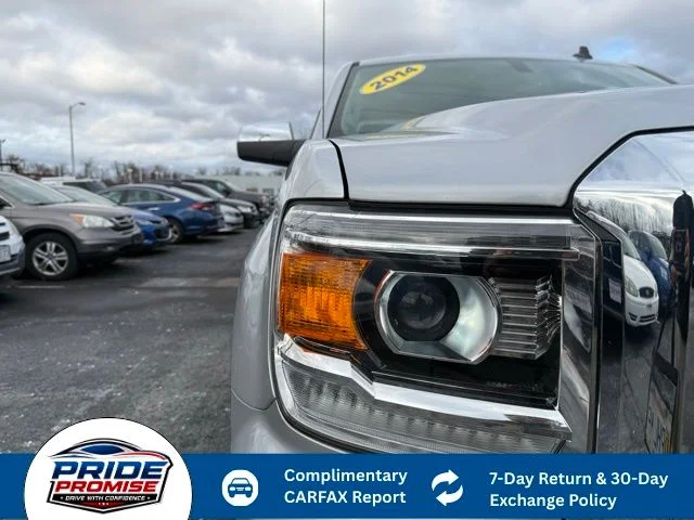 Used 2014 Silver GMC SLT image 12