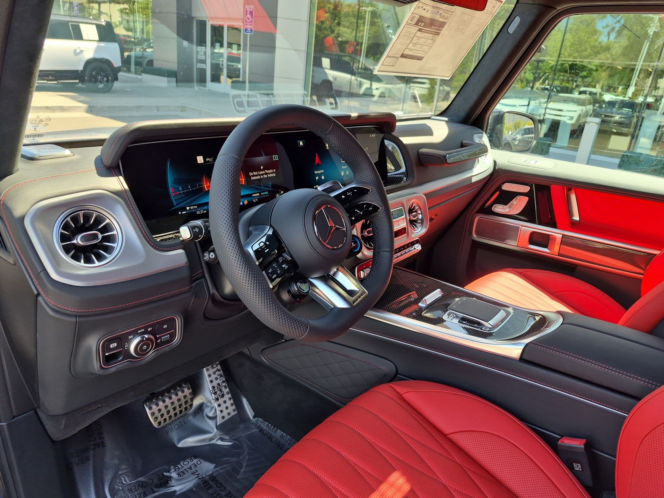 New 2027 MANUFAKTUR Platinum Magno Mercedes-Benz AMG® G 63 image 38