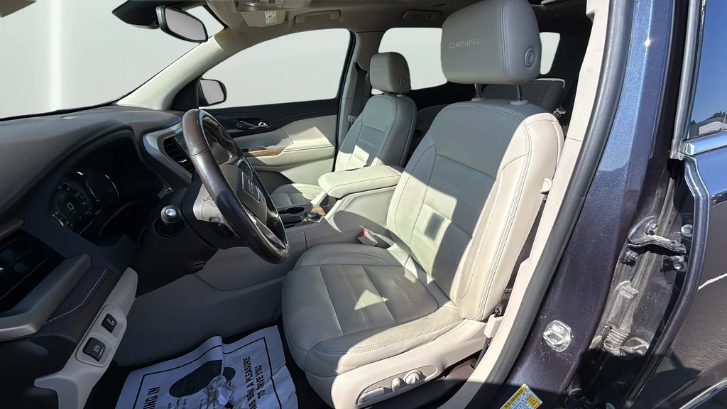 Used 2019 Blue GMC Denali image 23