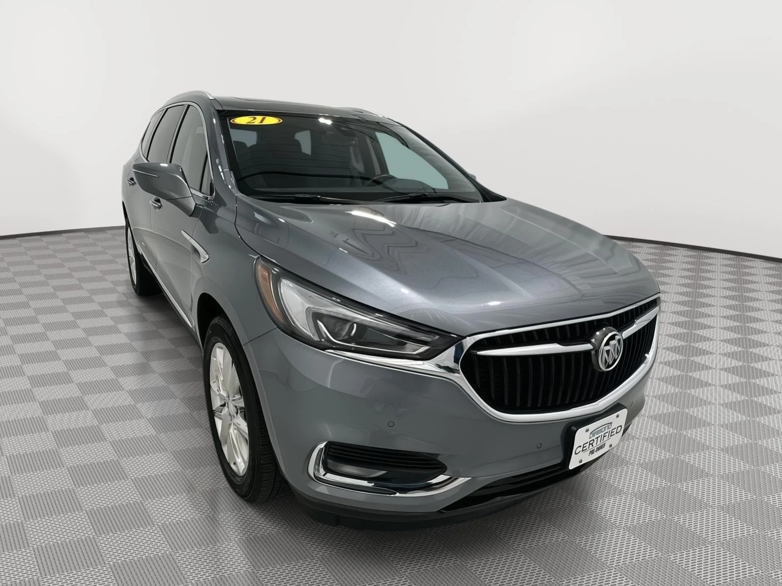 Used 2021 Includes Pitch Dark Night lower exterior accent color.) Buick Premium image 7