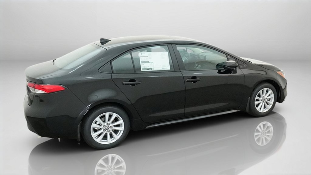 New 2027 Inked Toyota LE image 38
