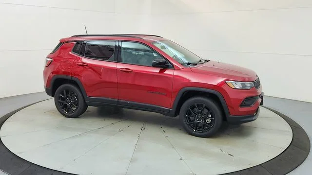 New 2026 Red Hot Pearl-Coat Exterior Paint Jeep Latitude image 13