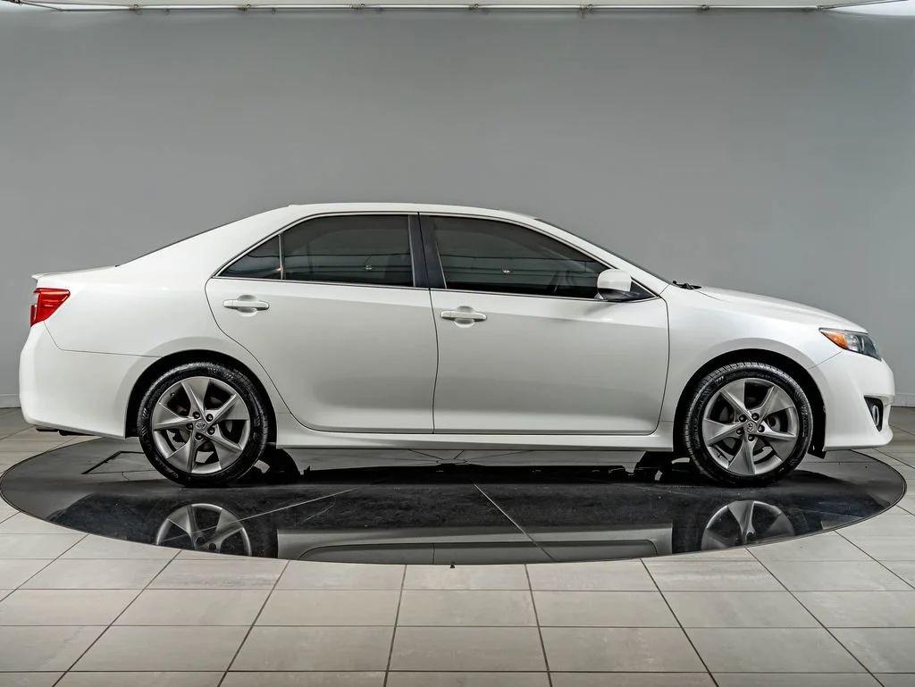 Used 2012 Blizzard Pearl Toyota SE Limited Edition image 4