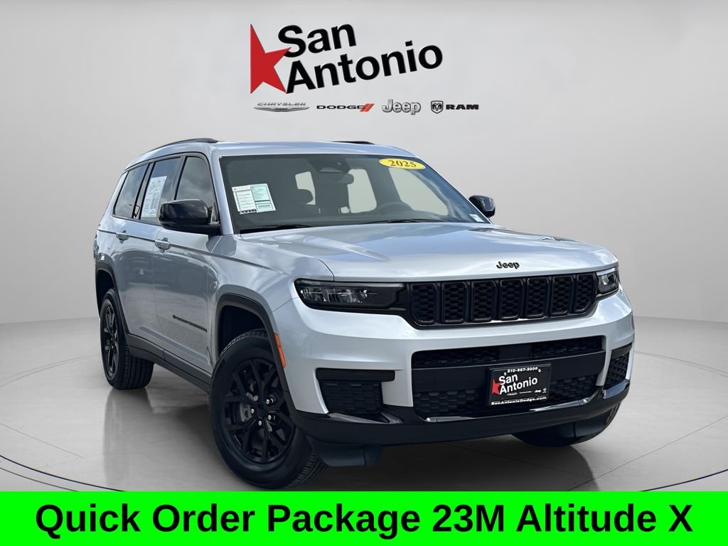 Used 2025 Silver Jeep Altitude X image 3