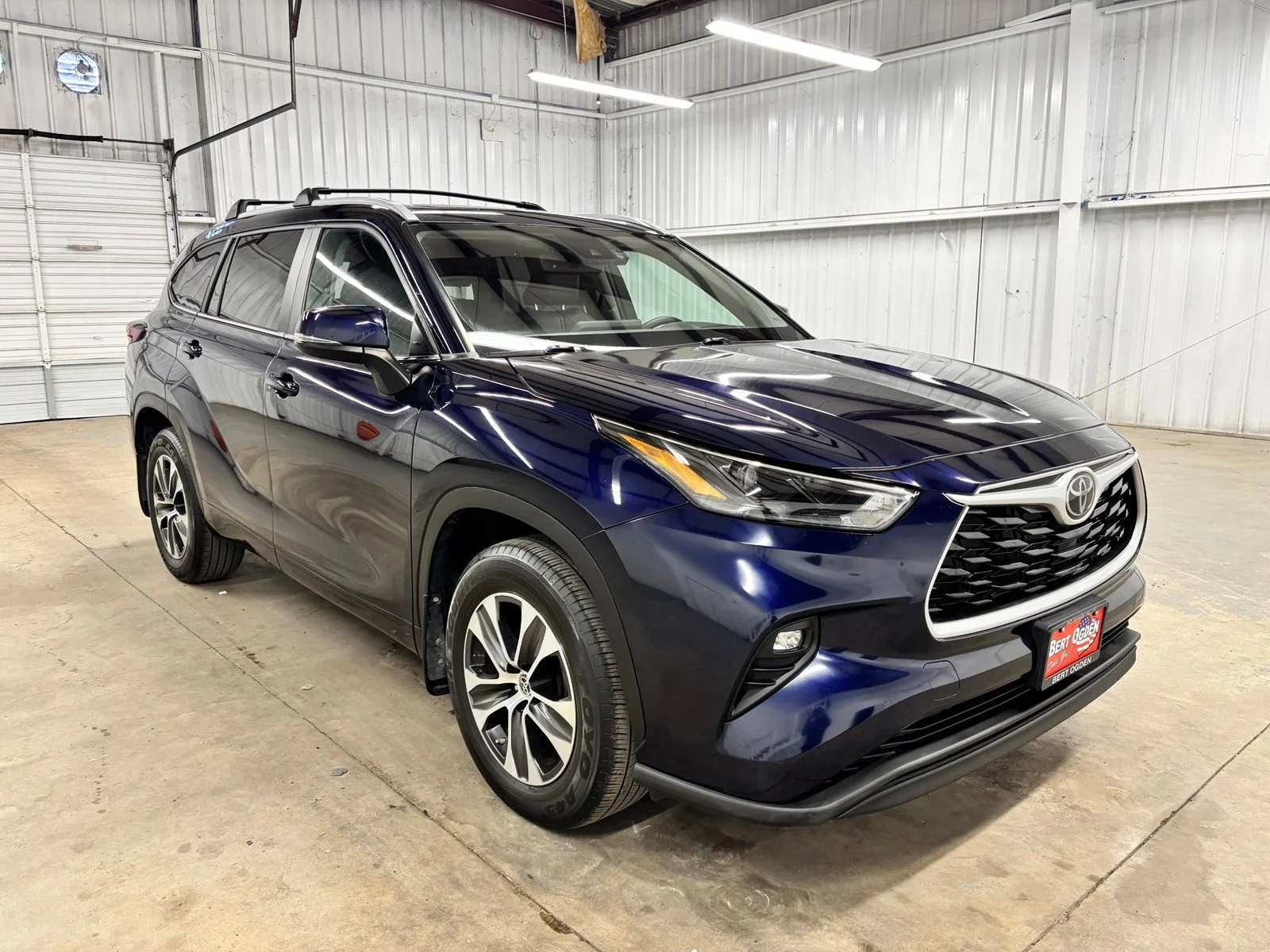 Used 2024 Silver Toyota XLE image 1