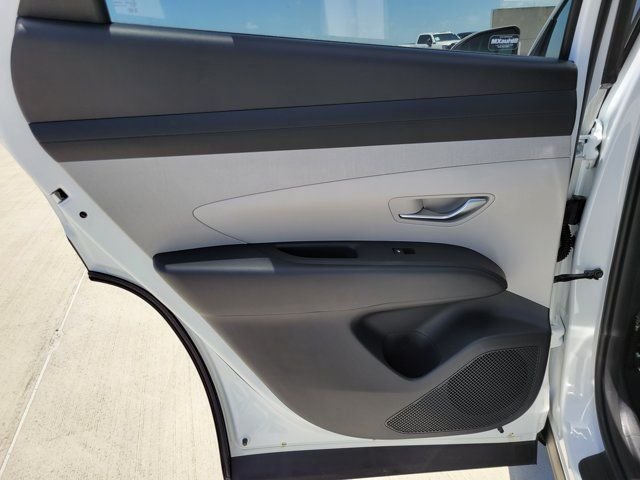 New 2026 White Hyundai SEL Premium FWD image 6