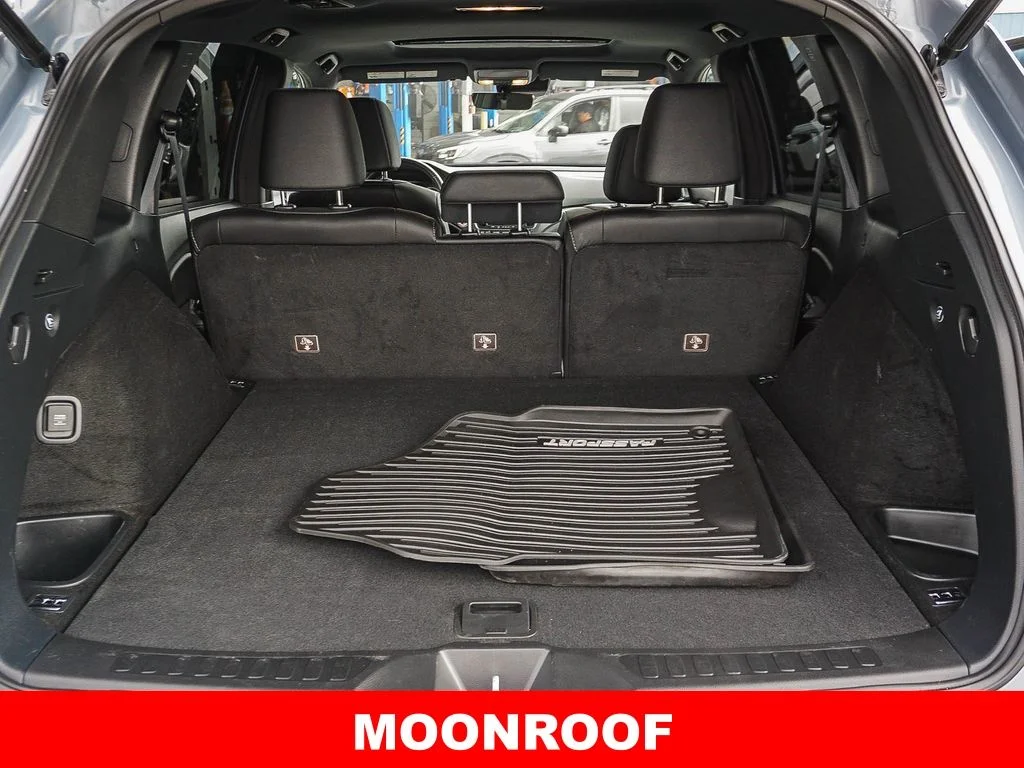 Used 2023  Honda EX-L image 24