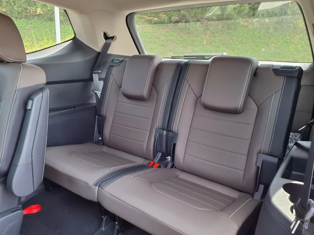 New 2026 Pure Gray Volkswagen SEL image 21
