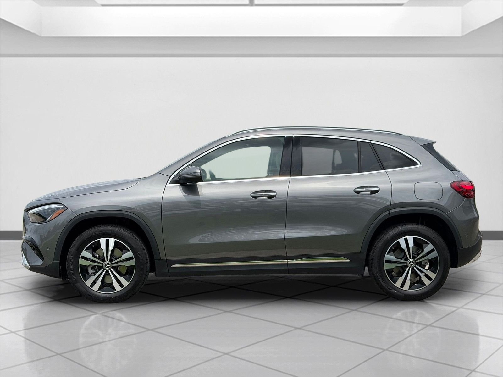 New 2026 Mountain Grey Metallic Mercedes-Benz GLA 250 image 5