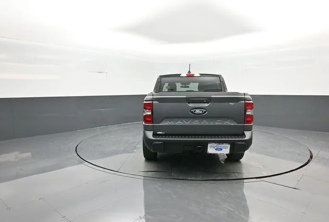 New 2026 Carbonized Gray Metallic Ford XLT image 6