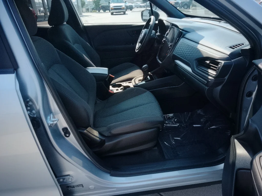 Certified Used 2025 Ice Silver Metallic Subaru Premium image 17