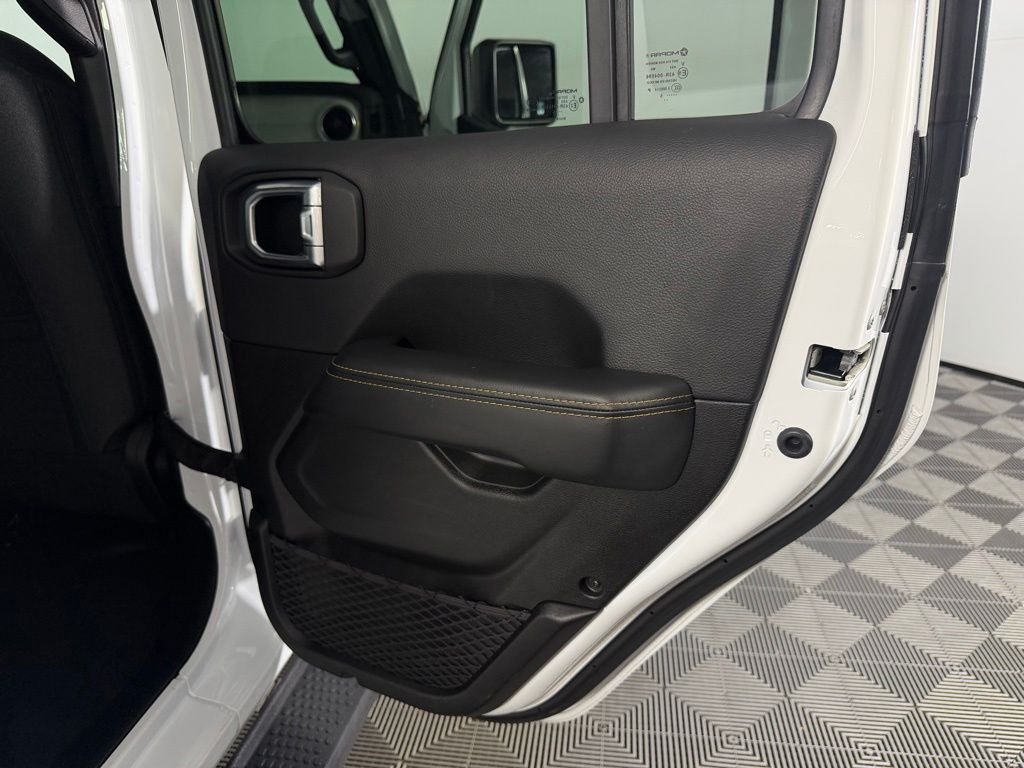 Certified Used 2025 White/off-white Jeep Sahara 4xe image 31