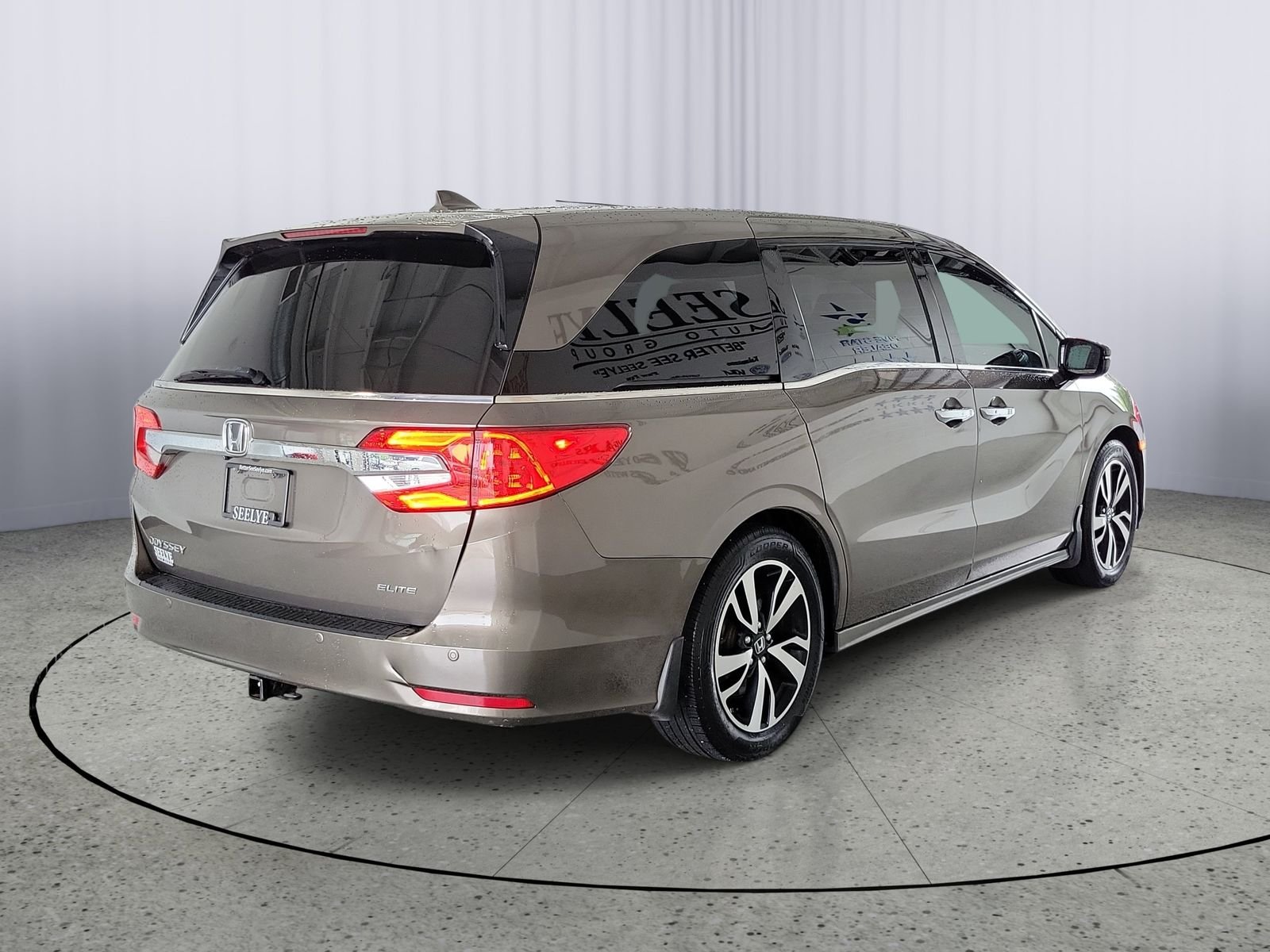 Used 2018  Honda Elite image 2