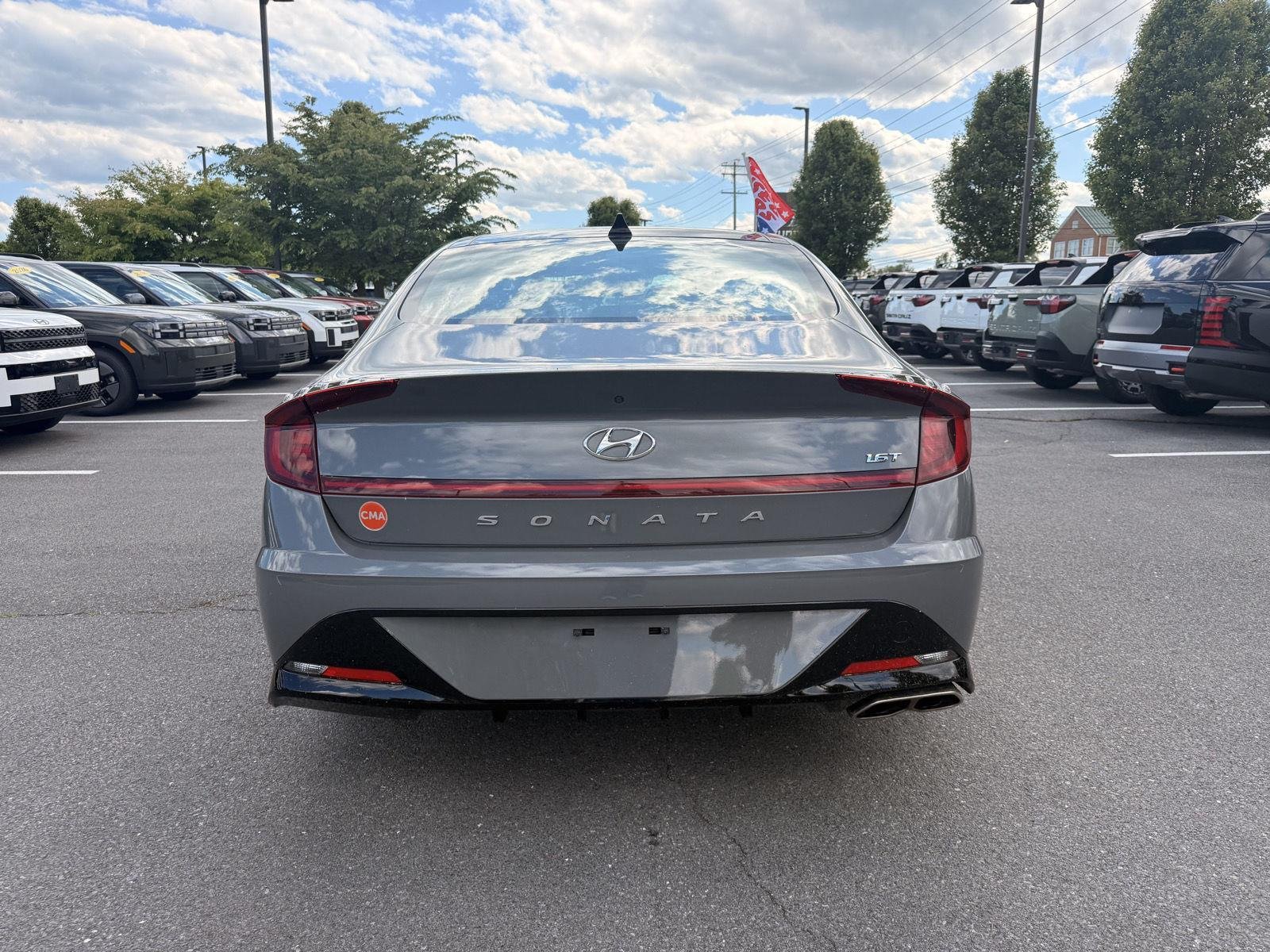 Used 2023 Hampton Gray Hyundai SEL Plus image 4