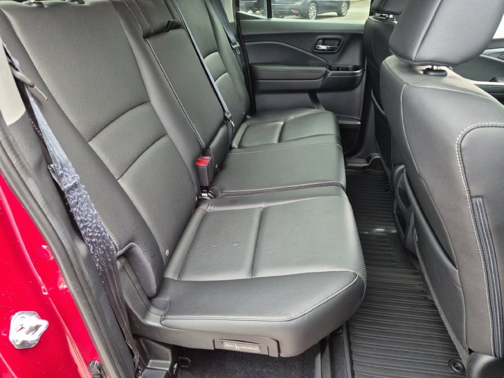 Used 2023 Radiant Red Metallic II Honda RTL image 30