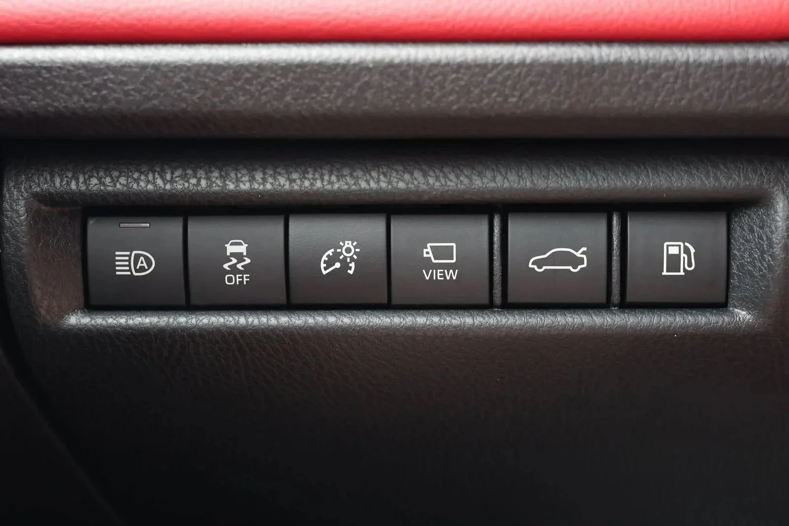 New 2026 Wind Chill Pearl Toyota XSE image 26