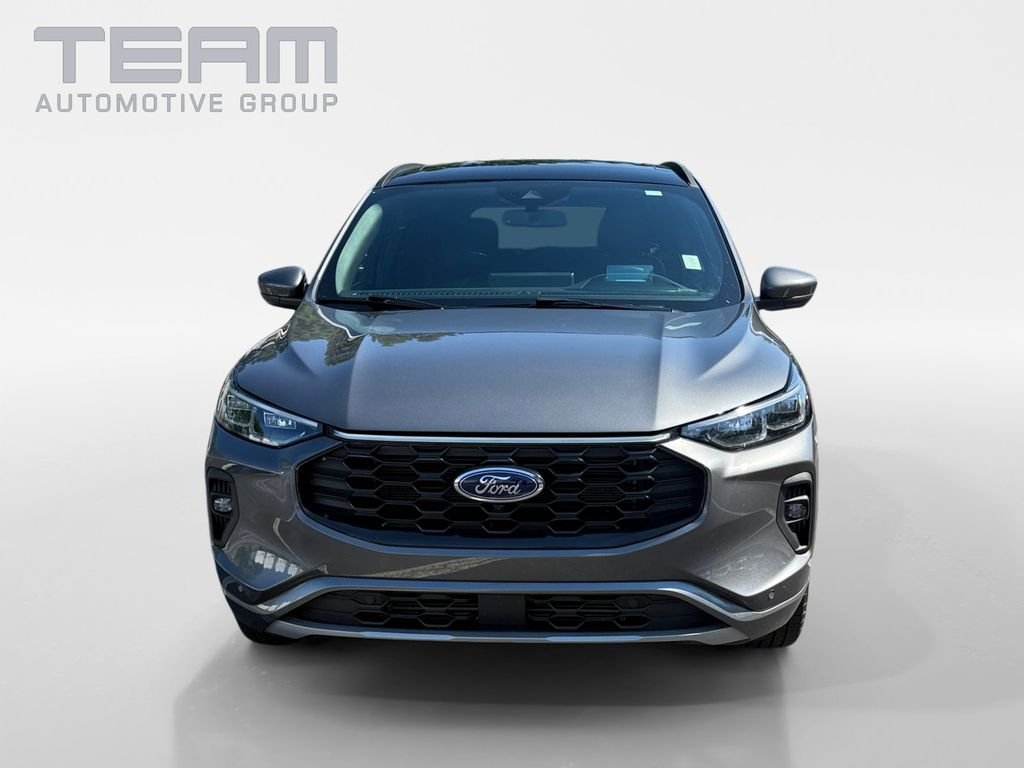 Used 2024 Gray Ford ST-Line Elite image 2