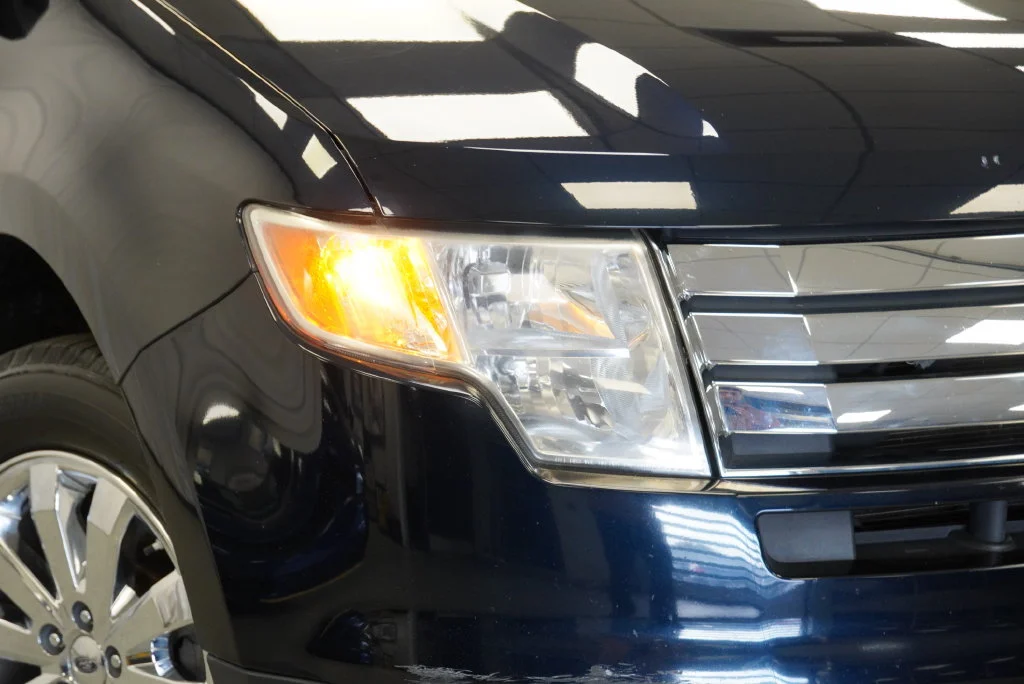Used 2010 Black Ford SEL image 9