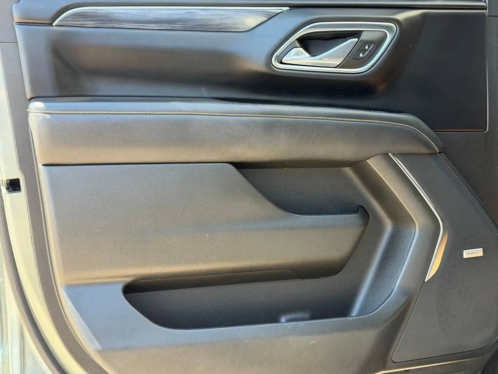 Used 2023 Gray GMC SLT image 24