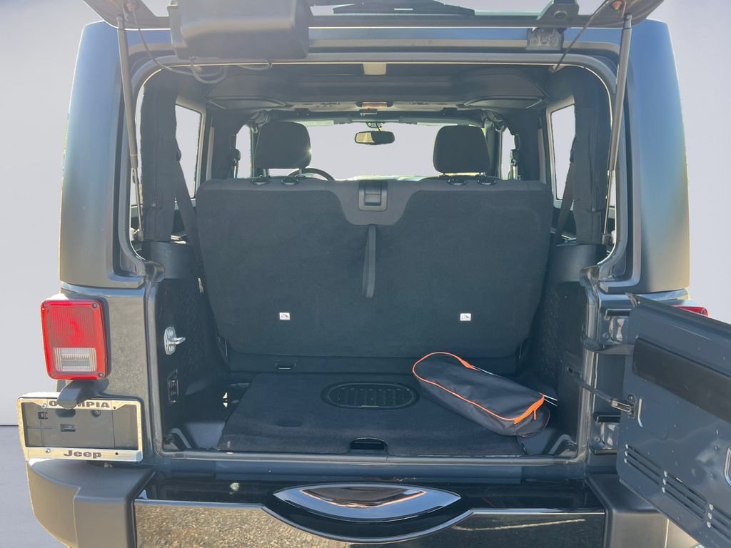 Used 2017 Black Jeep Sport image 19