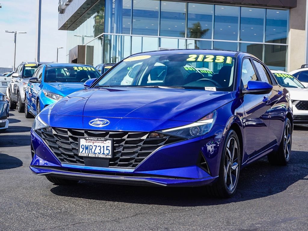 Certified Used 2023 Blue Hyundai SEL image 3