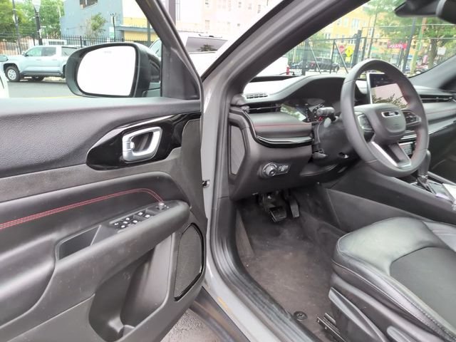 Used 2024 Gray Jeep Trailhawk image 10