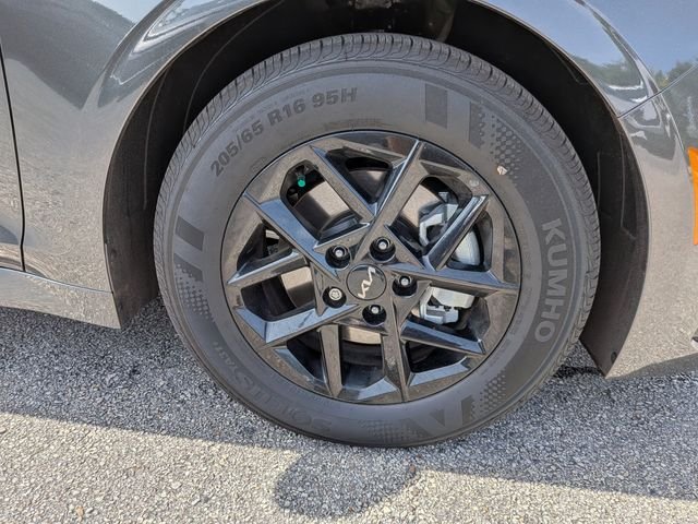 New 2026 Interstellar Gray Kia LXS FWD image 11