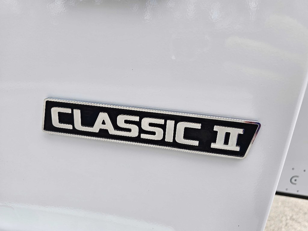 2025 GMC Sierra 2500HD Pro - Photo 13
