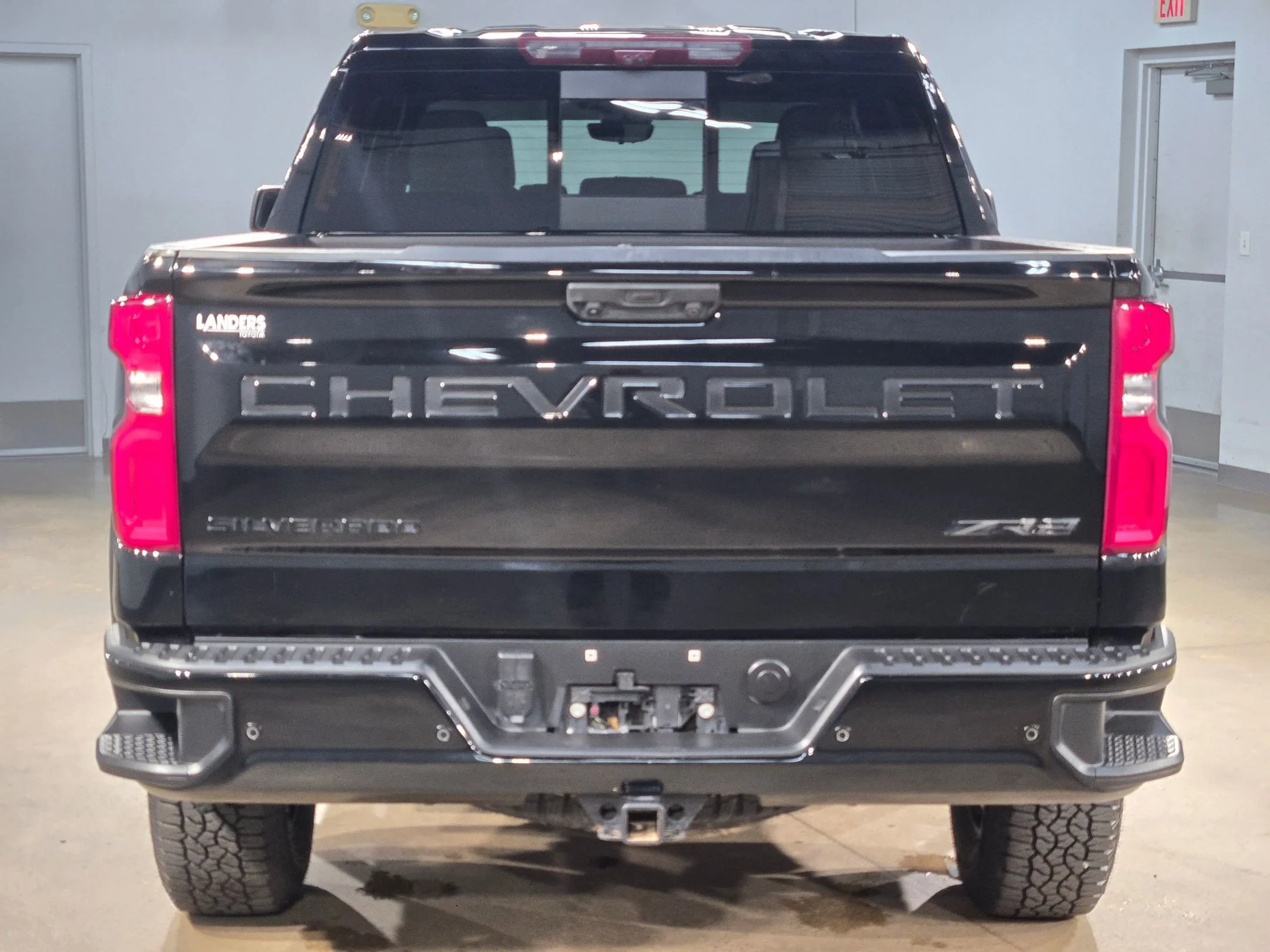2024 Chevrolet Silverado 1500 ZR2 - Photo 6