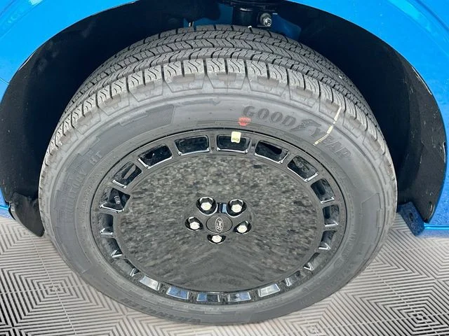 New 2026 Blue Ford Lobo Standard image 18